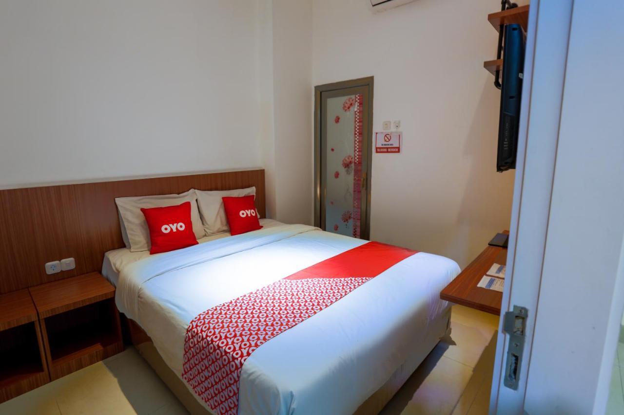 Super Oyo 3109 Point Inn Jakarta Exterior foto