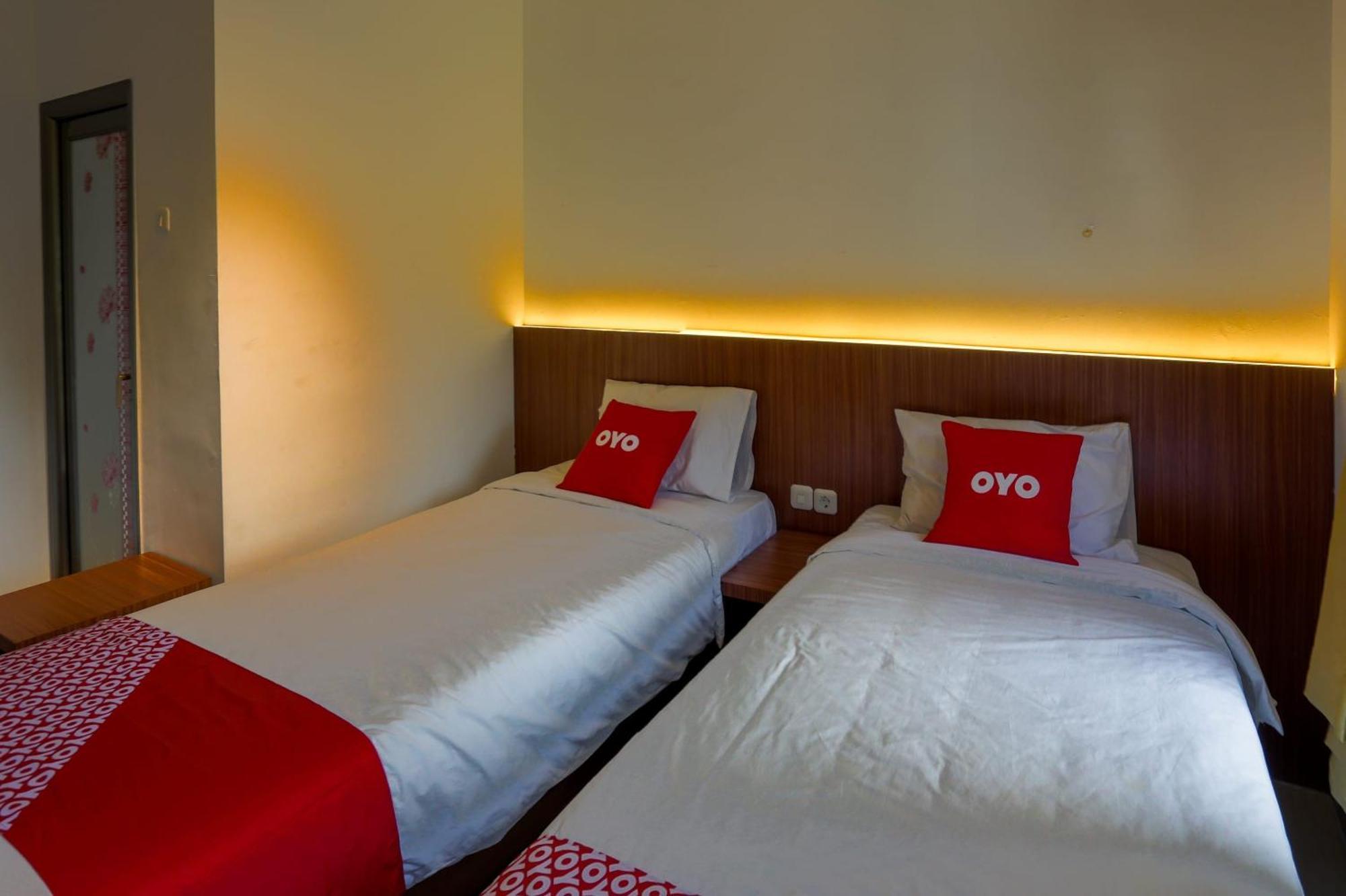 Super Oyo 3109 Point Inn Jakarta Exterior foto